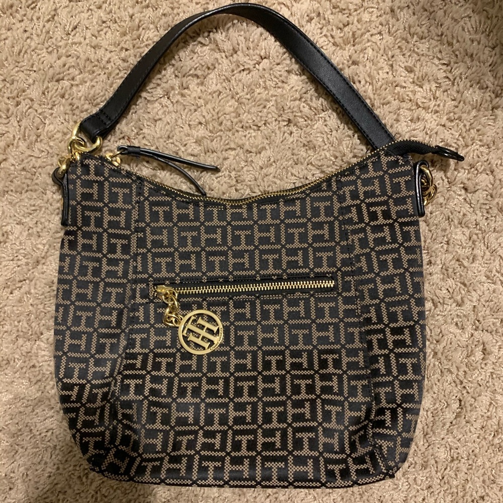 Tommy Hilfiger purse